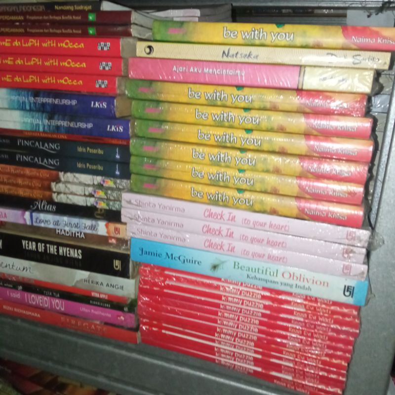 OBRAL MURAH BUKU CABUTAN RANDOM / BUKU NOVEL / NOVEL REMAJA /