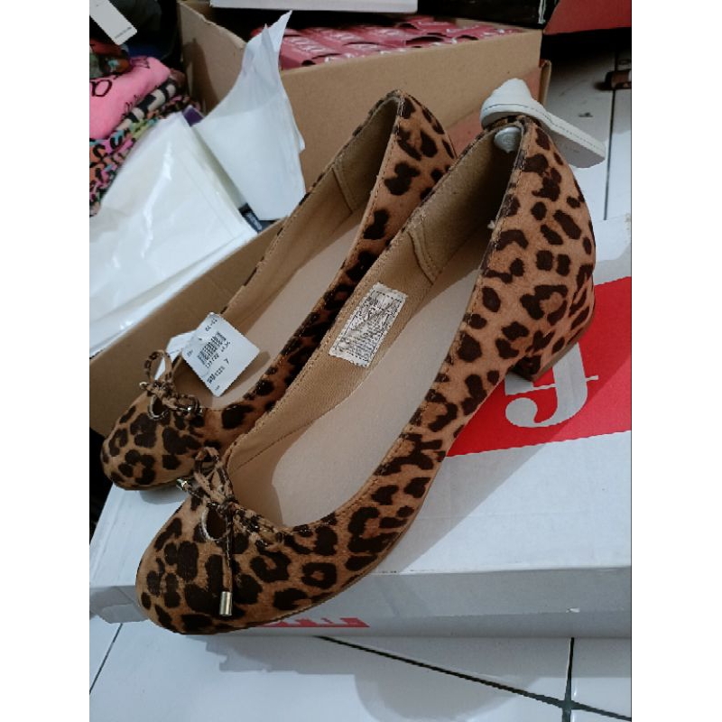 39½ payless clearance sale fioni gemma leopard