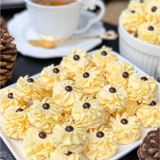 

KUE MAWAR 250GR KUE SEMPRIT KUE LEBARAN KUE KERING
