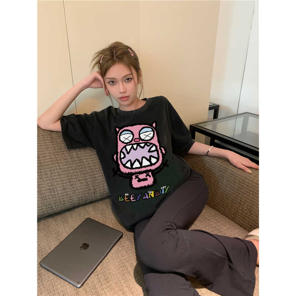 XiaoZhaiNv Kaos Atasan Oversize Wanita Pink little devil  Pattern Lengan Pendek A0918