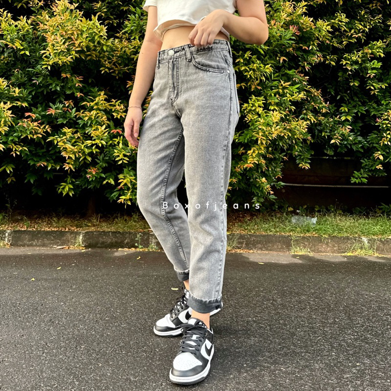 Boxofjeans - Highwaist MOM Jeans - DUSTY GREY