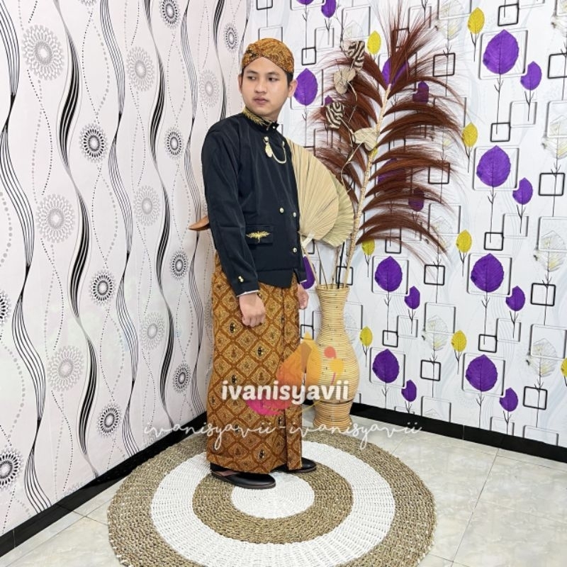 [1set] Baju Manggolo - Adat Jawa / Beskap, Jarik + Blangkon | Kode SBSmukti