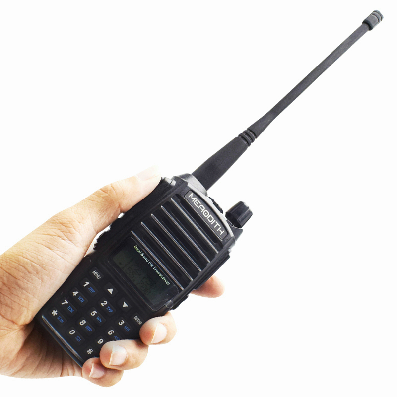 HT MERODITH UV82 walkie-talkie uv82  VHF UHF FM 5W Dual Band Two  way radio handy talkie /walkie handy uv82 asli