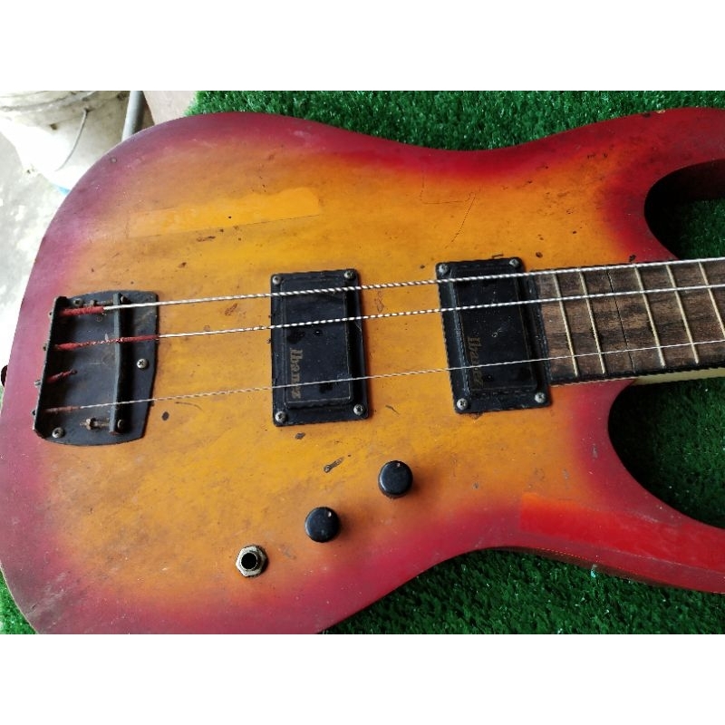gitar bass ibanez lawas