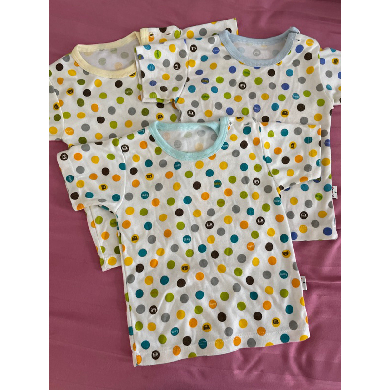 PRELOVED KAOS LIBBY UKURAN S POLKADOT ISI 3 PCS PRELOVED BEKAS