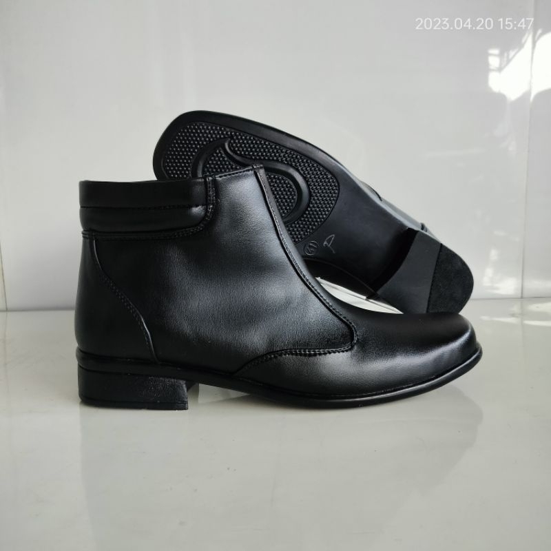 MANDIENS Sepatu pdlsus Polwan Hitam Dof Bahan Kulit Sintetis