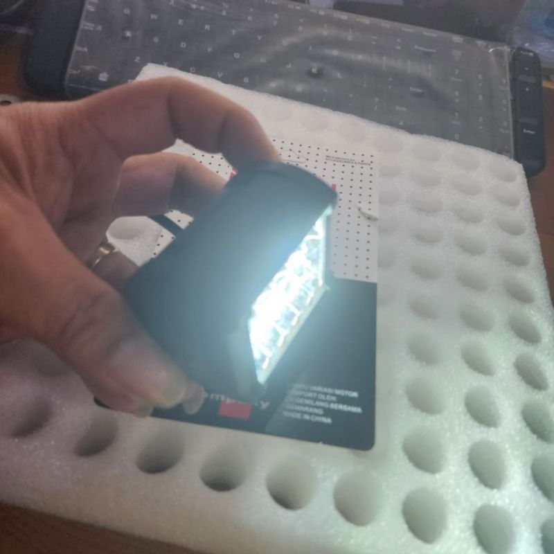 LAMPU TEMBAK SOROT CREE 12 ,15 LED / MATA WATERPROOf MINI KEDIP/FLAS