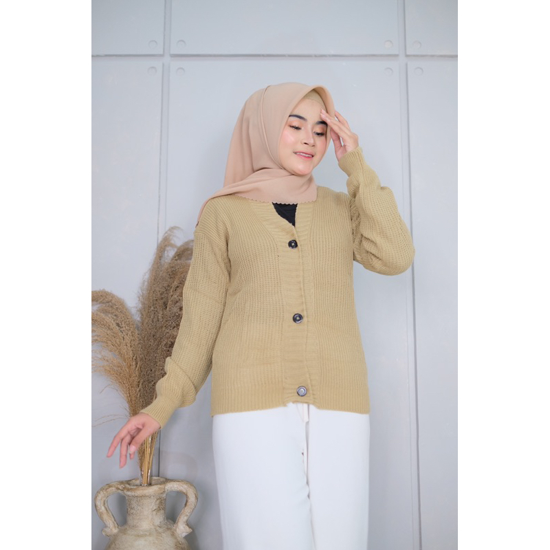 Sweater Rajut Wanita / Outer Crop Rajut Kancing 3 Depan