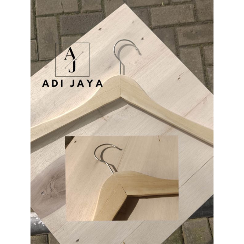 HANGER KAYU NATURAL MINOR DEFECT PAKET 12PCS / 1 LUSIN SALE REJECTED ADI JAYA