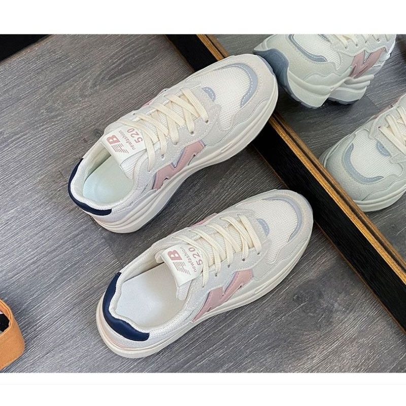 Sepatu Yuliana