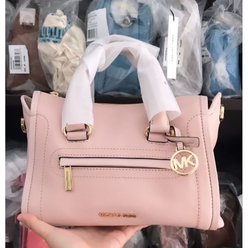 NEW Michael Kors Carine