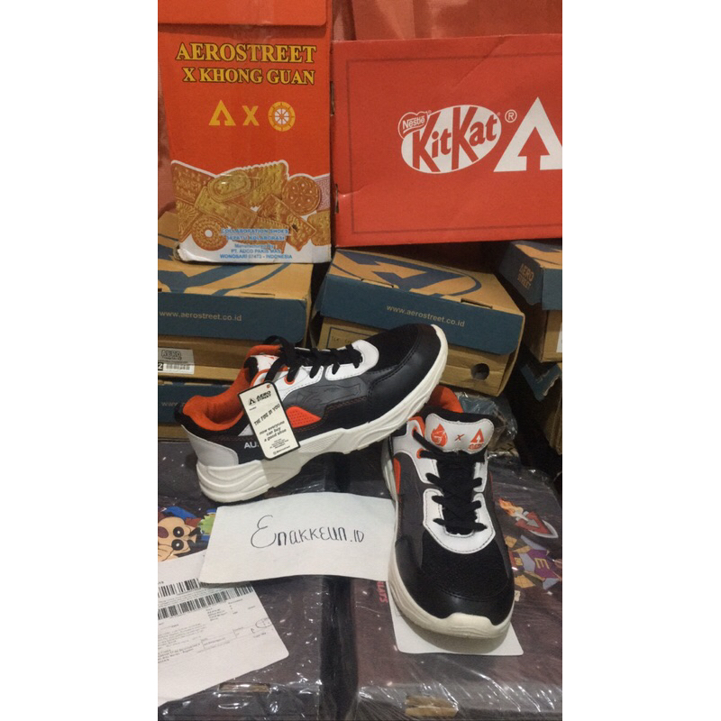 AEROSTREET X AURA ESPORT