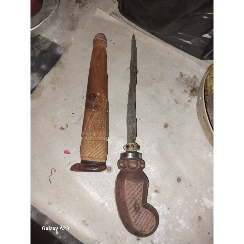 pusaka cacing kanil sepuh