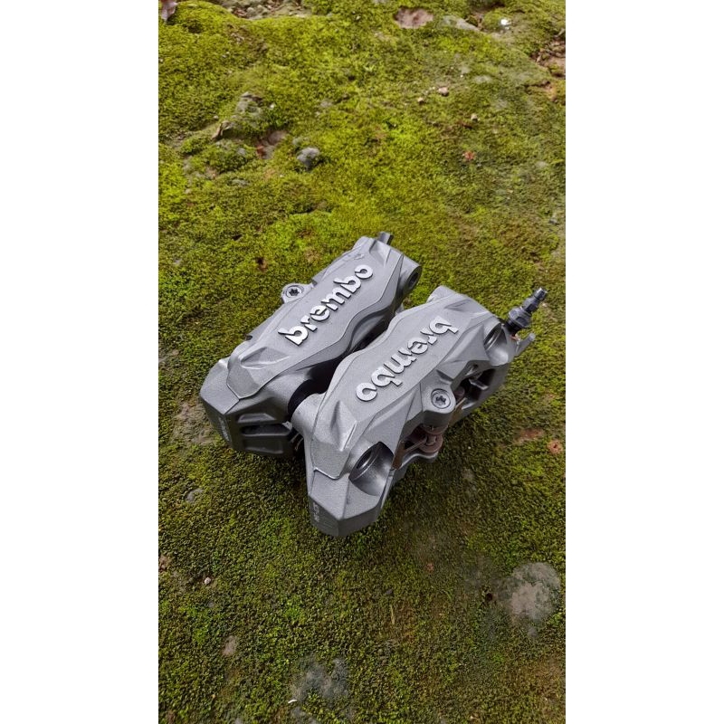 kaliper brembo M432 kanan kiri