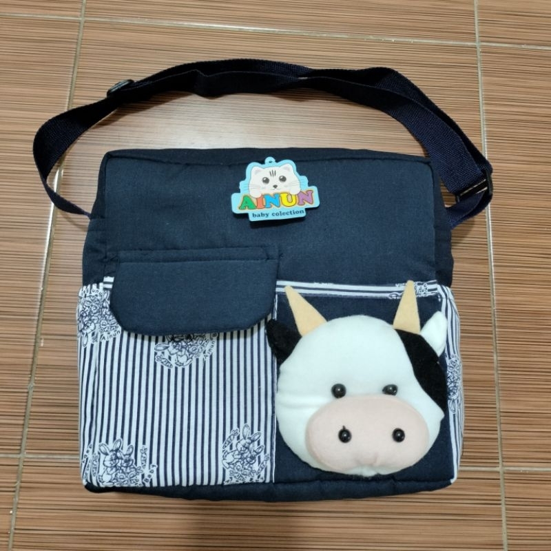 Tas Perlengkapan Bayi / Tas Selempang /Tas Model Saku Depan/Tas Ainun