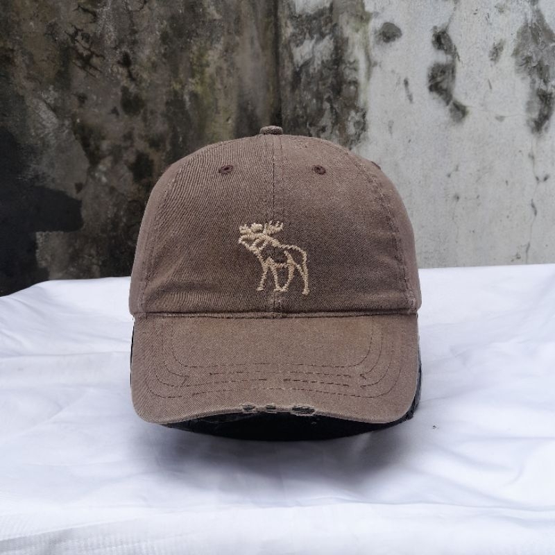 TOPI ABERCROMBIE