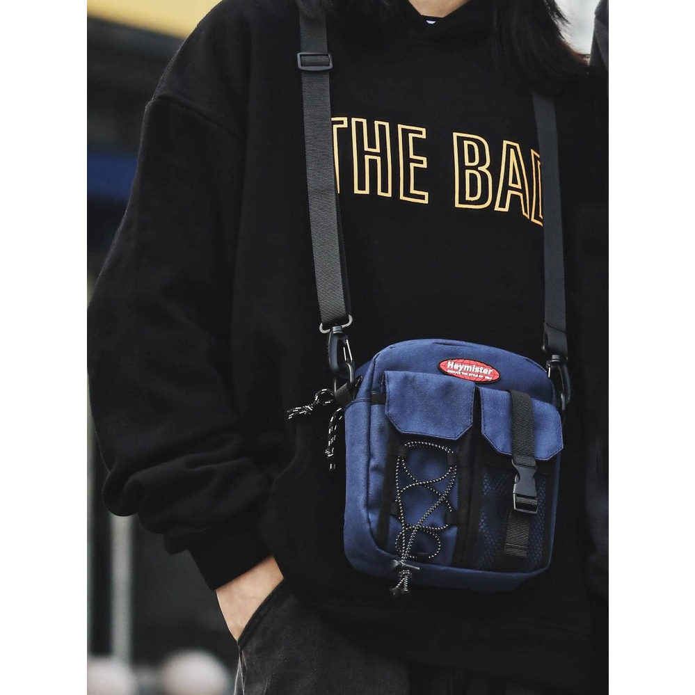 Tas mini letter graphic zipper front & square bag unisex nevy ori, Tas casual pria & wanita.