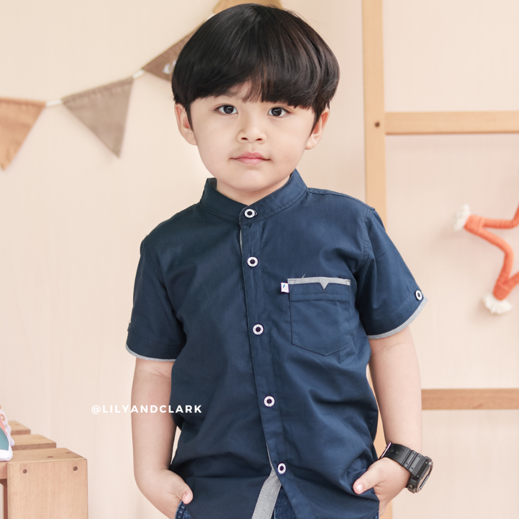 LILY AND CLARK KEMEJA PENDEK ANAK LAKI-LAKI KP01 NAVY PREMIUM QUALITY
