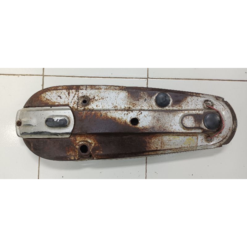 Tutup Rantai Ketangkas Suzuki RC80 RC100 DK Spirit