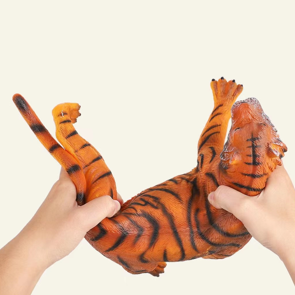 Hewan  Wild Animal Ukuran Besar Animal Model Toys Koleksi Mainan Binatang Karet Gajah Macan Beruang Rusa Harimau Zebra Buaya Savannah Afrika Lion King Anak Hadiah Mainan Pendidikan Dini