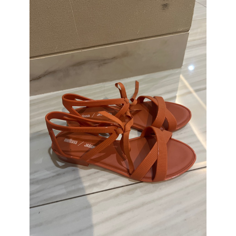 Melissa ophelia low preloved