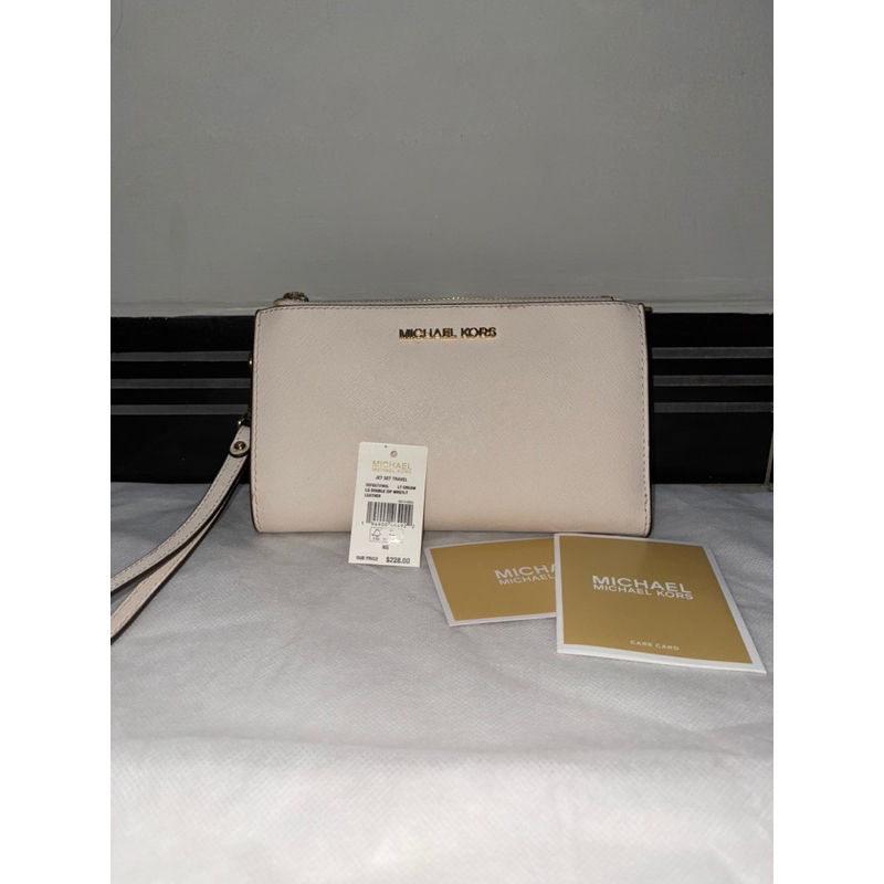 Preloved Dompet Michael Kors MK jetset travel double zip wristlet