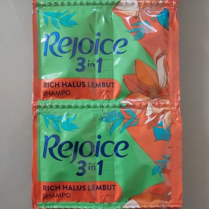 Rejoice sampo sachet 3 in 1 halus dan lembut 10 ml