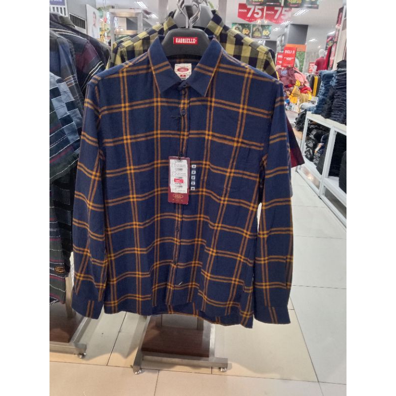 GABRIELLE//kemeja kotak² gabrielle