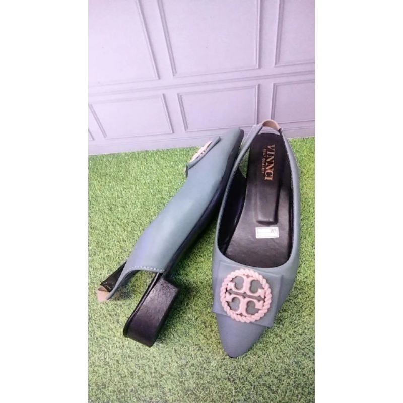 FLATSHOES_VINNCI_ACC_TB_SEPATU_TALI_BELAKANG