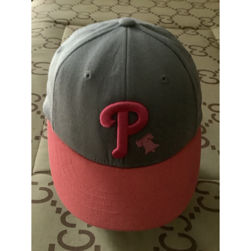 Topi MLB “P” lidah pendek sekon XS-S