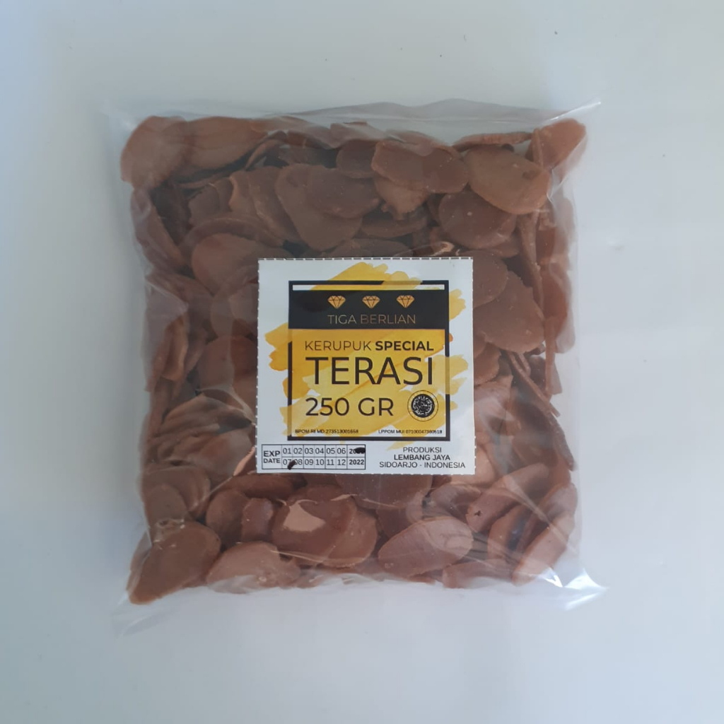 

KERUPUK TERASI CAP TIGA BERLIAN Krupuk Mentah Coklat Kecil Rasa Bawang Terasi Gurih Enak Renyak Murah 250gr