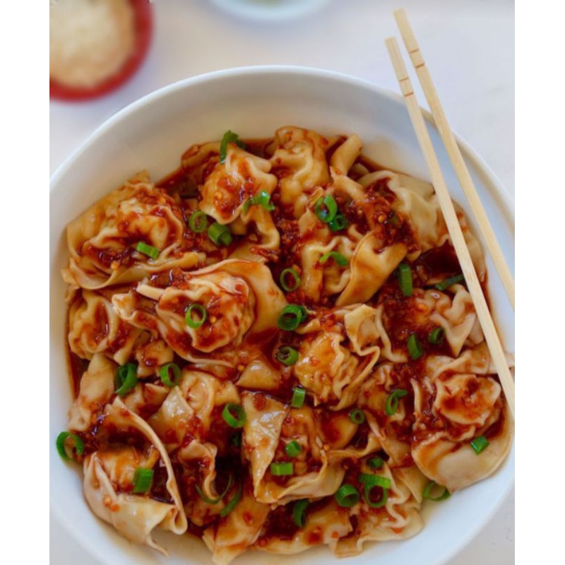 

pangsit Yamien kering instan isi ayam