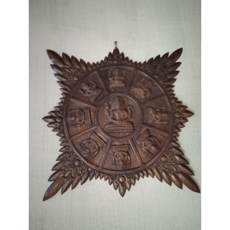 hiasan surya majapahit