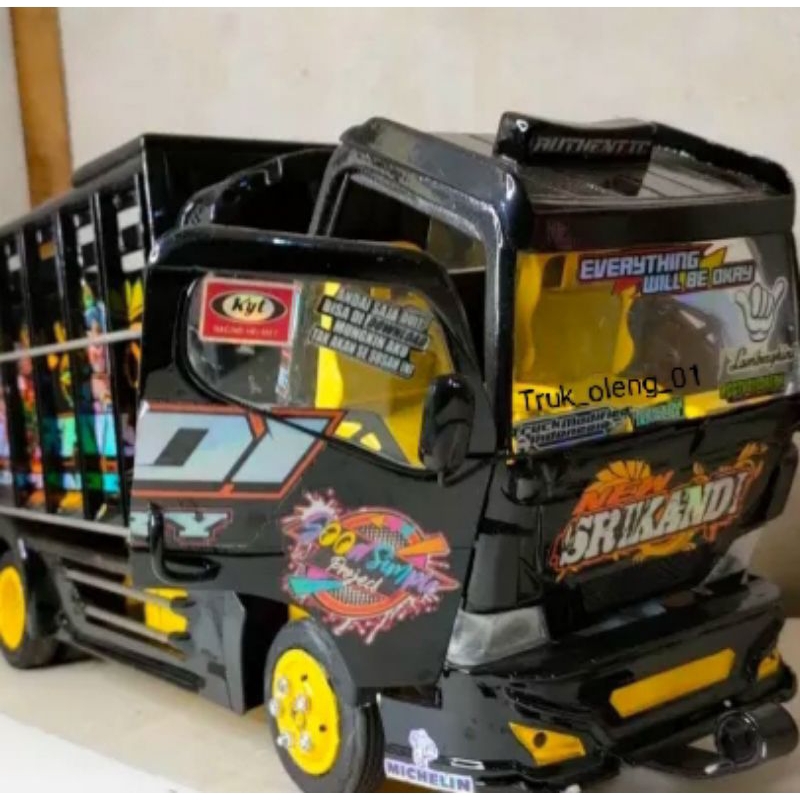 miniatur truk oleng kayu full variasi truk oleng murah