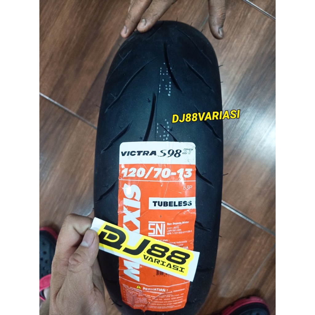 BAN MAXXIS 120/70 13 BAN DEPAN NMAX 120 70 RING 13 VICTRA