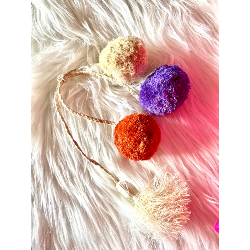 RANDOM POM POM Accesories Tas Jali Tas Anyaman Plastik