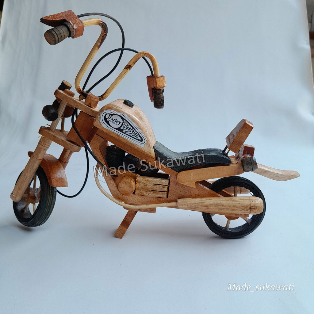 Miniatur motor Harley L 35cm kerajinan kayu handmade