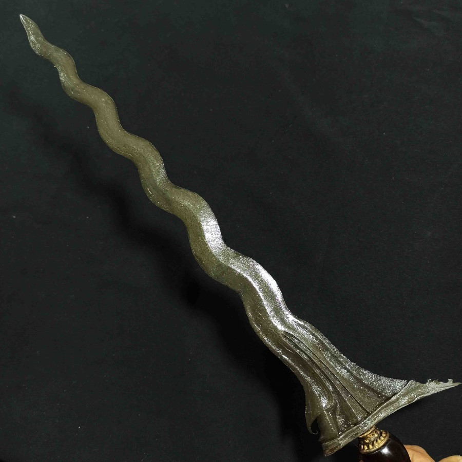 Pusaka Keris Sengkelat HB V Luk 13 Kuno Pamor Keleng Hurab Sepuh