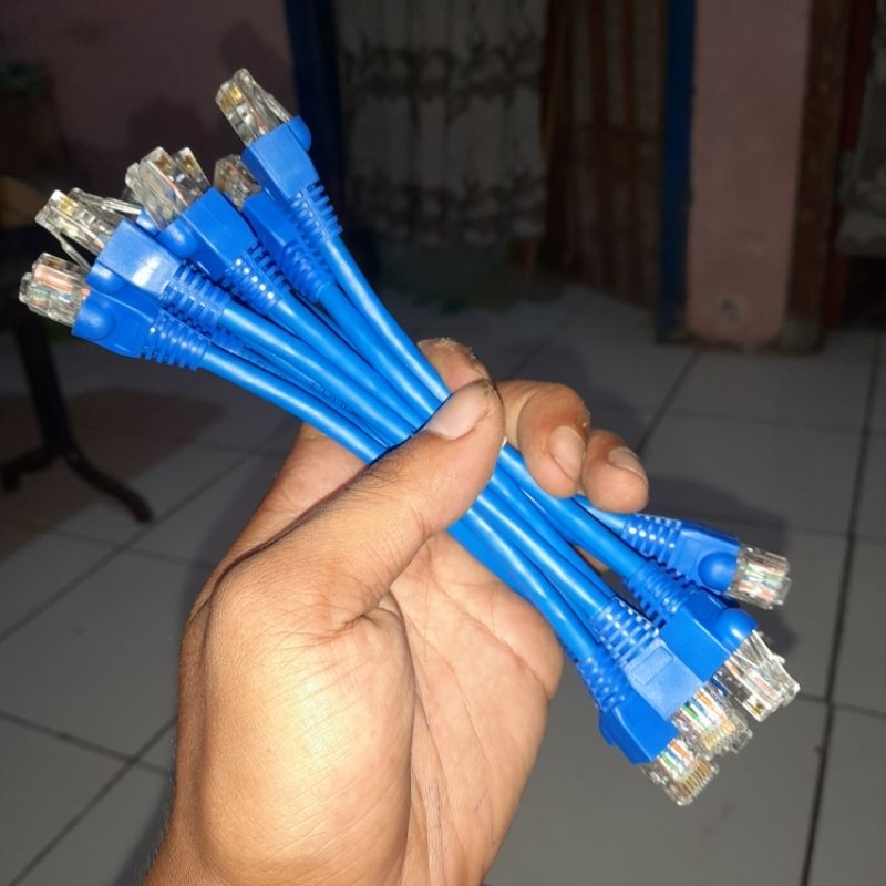 KABEL LAN SERVER CUSTOM BY RAV SOLUTION 25 CM COMMSCOPE CAT 6