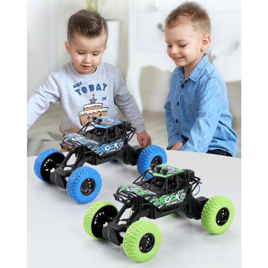 [MNT]Mainan Remote Mobil Balap Tinggi / Wheel Drive Car / Mainan Mobil Remot / Mainan Mobil Tahan Ba