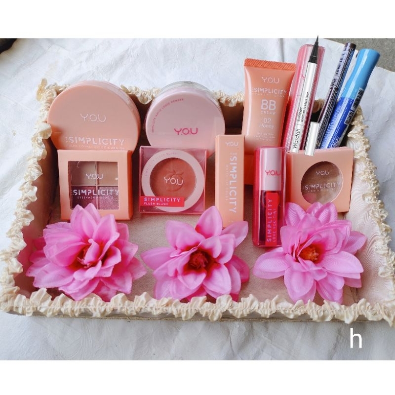 YOU PAKET MAKE UP ( FREE SHEET MASK)  YOU PAKET SIMPLICITY LENGKAP . PAKET HANTARAN . PAKET SESERAHA