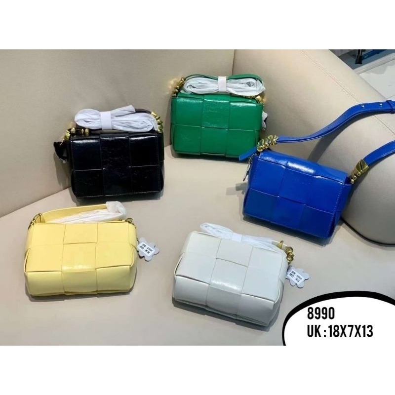 Tas Mini Square Padded Cassette Bag import uk 18x7x13