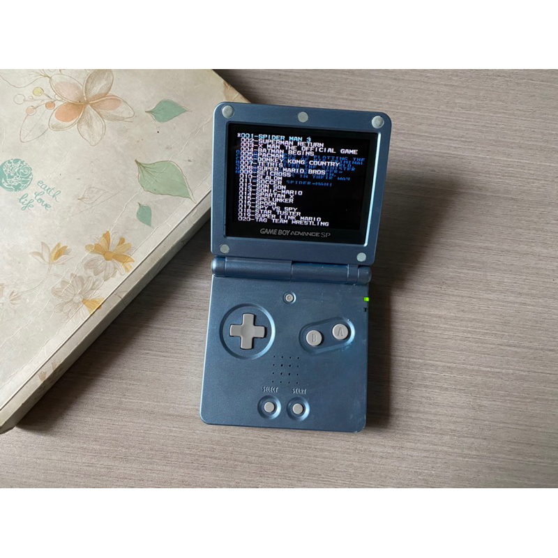 Game Boy Advance SP 101