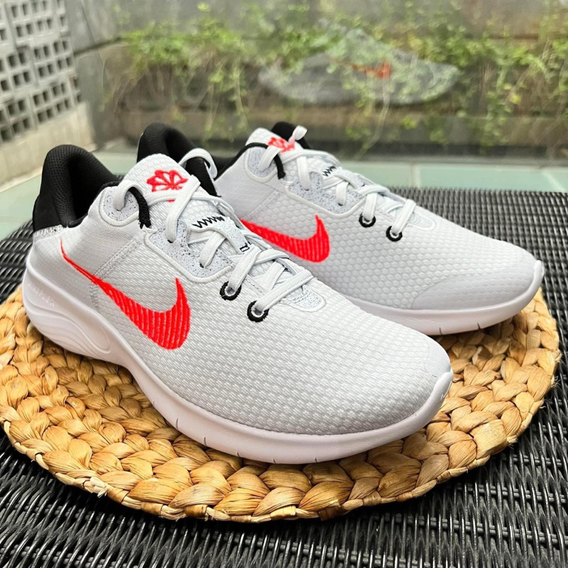 Sepatu Nike Men