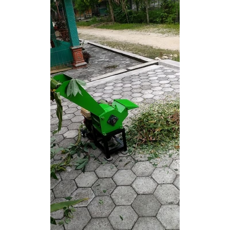 mesin chopper(cacah rumput)