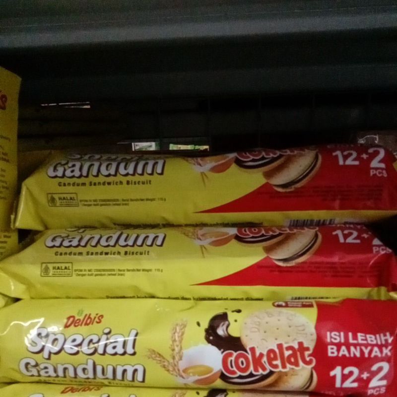 

delbis spesial gandum roll 115gr