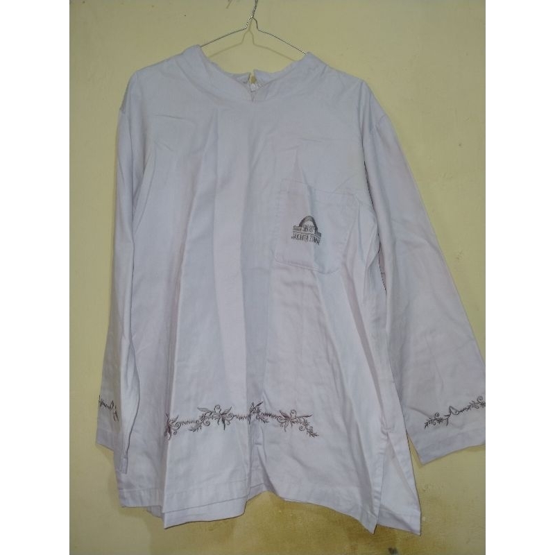 PRELOVED SERAGAM SEKOLAH BAJU MUSLIM WANITA SMA NEGERI 107