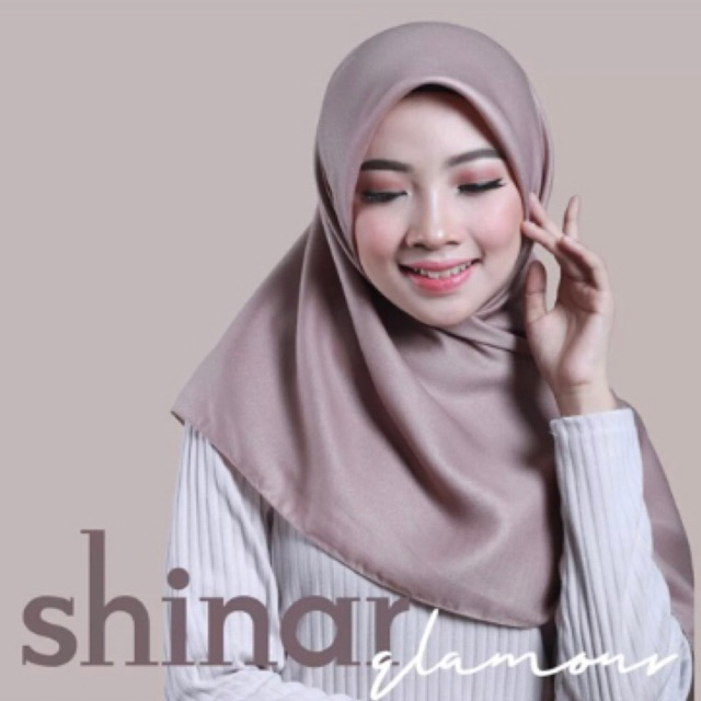 { Ghazlan } Hijab Sinar Glamour Catton / Segiempat Glitter Lusser Cut