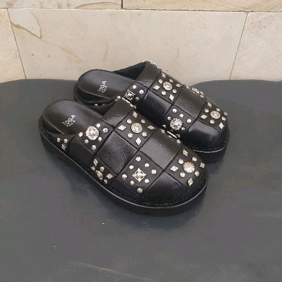 TOGA PULLA 'Studded Leather Clogs' - Black