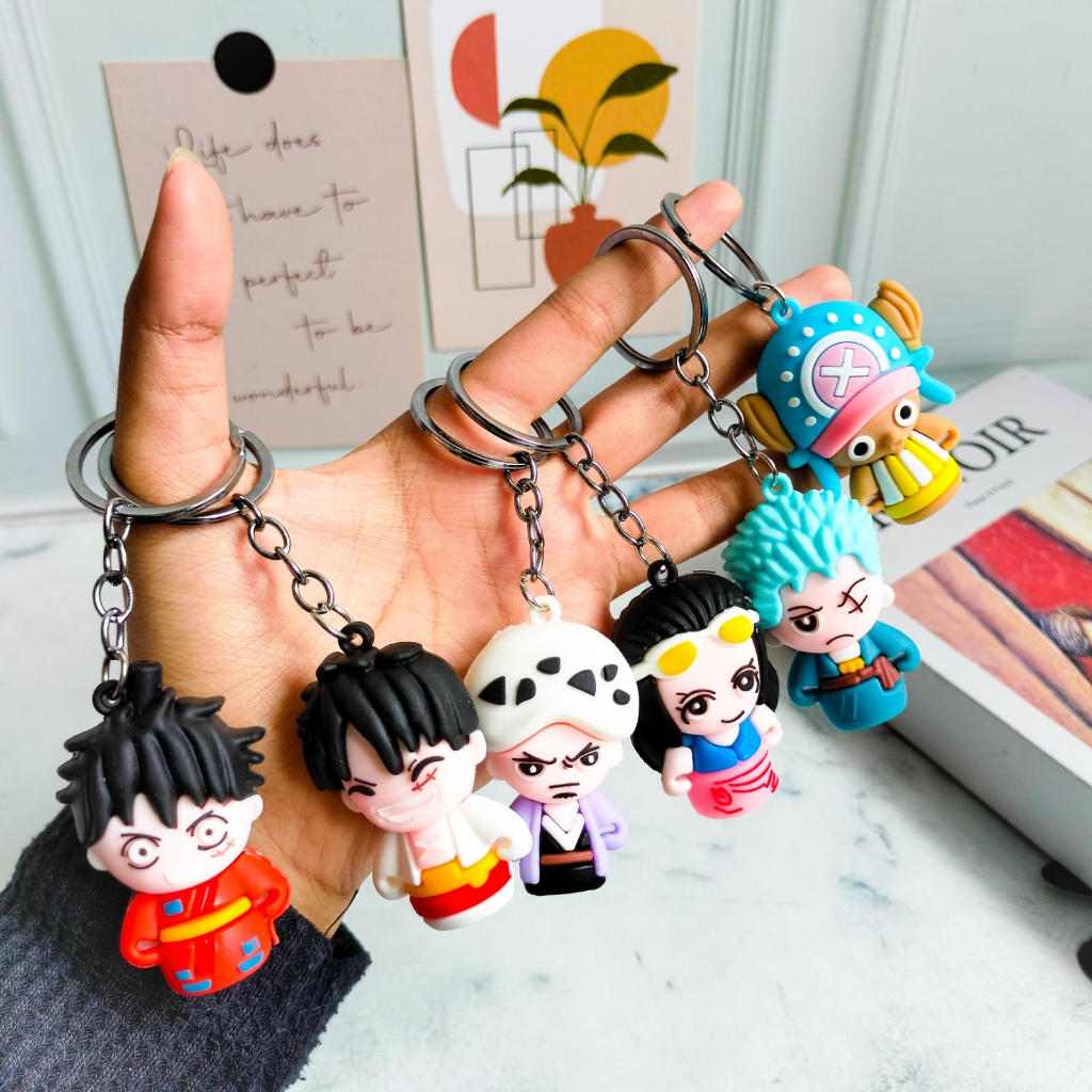 GANTUNGAN KUNCI ONE PIECE LUFFY ZORO CHOPPER NICO ROBIN TRAFALGAR LAW GANCI KARAKTER LUCU RANDOM ANIME